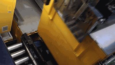 “北欧海盗”BV-206为乐高定制全地形车，装载的可全是乐高配件哦