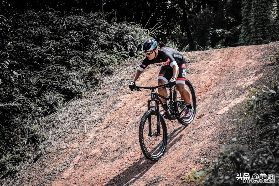 捷安特入门山地车测评,捷安特山地车公路车测评