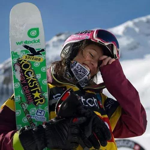 滑雪算比较贵的运动吗,滑雪运动有何难