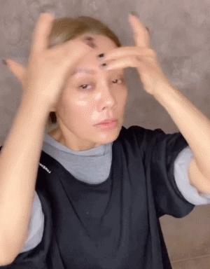 宁静按摩脸部手法的小视频,宁静按摩脸部去除法令纹视频