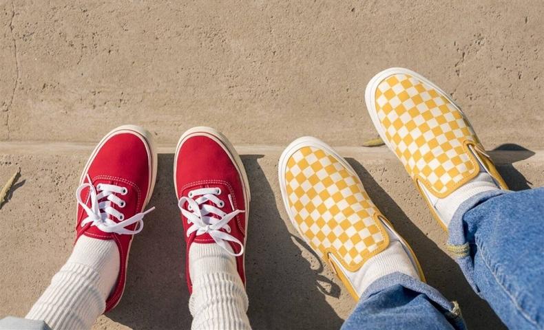 为什么喜欢Vans？还不是因为它好搭
