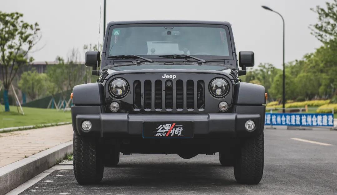 在城中开牧马人代步的人？我敬你是条汉子！