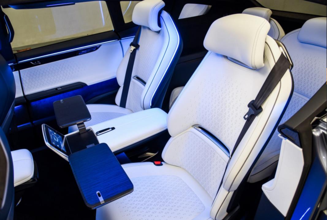 特斯拉最怕的一款车,特斯拉最大的纯电动车