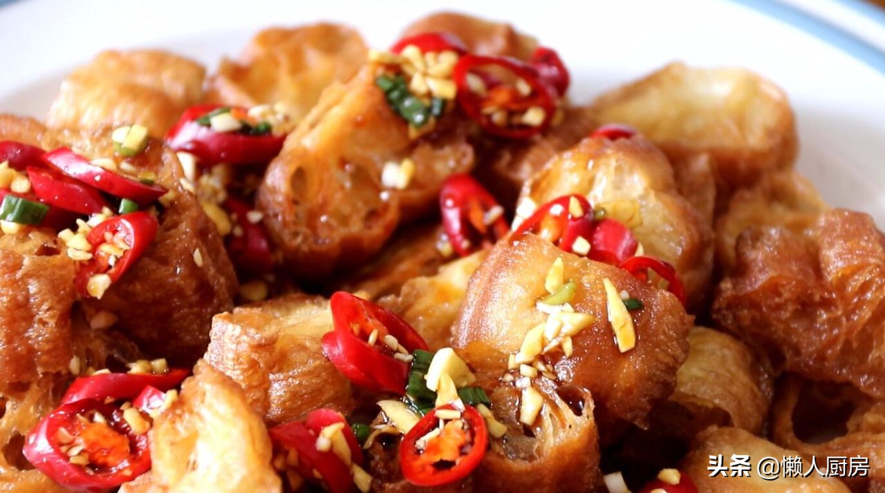 油条的新做法色香味俱全太香了吧,油条的家常做法油条蓬松