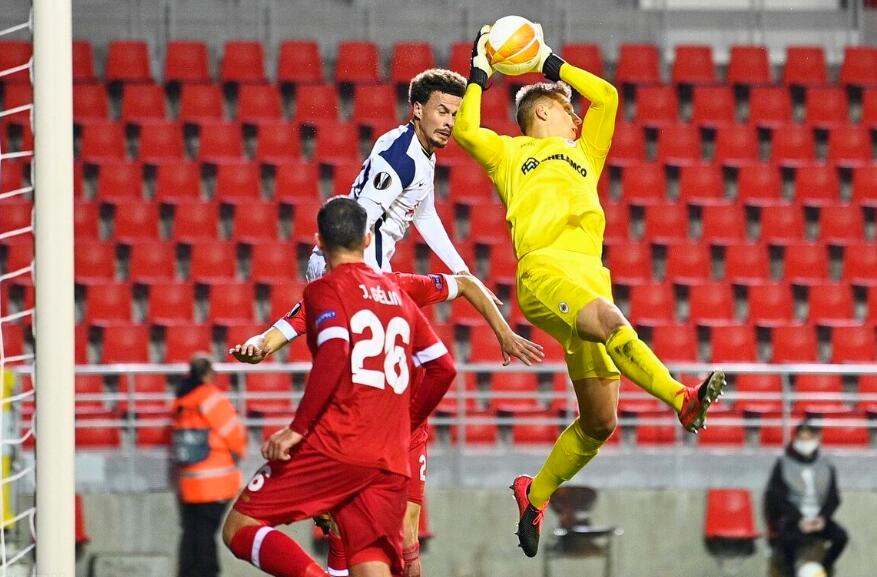 欧战妖队造45年神迹！排名小组第1，5200万巨星让穆帅绝望