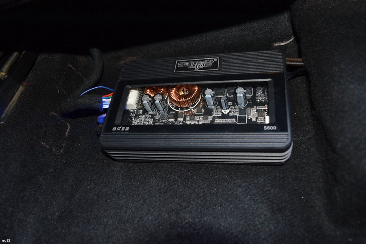 大众帕萨特汽车音响改装魔音,大众帕萨特音响改装丹拿喇叭