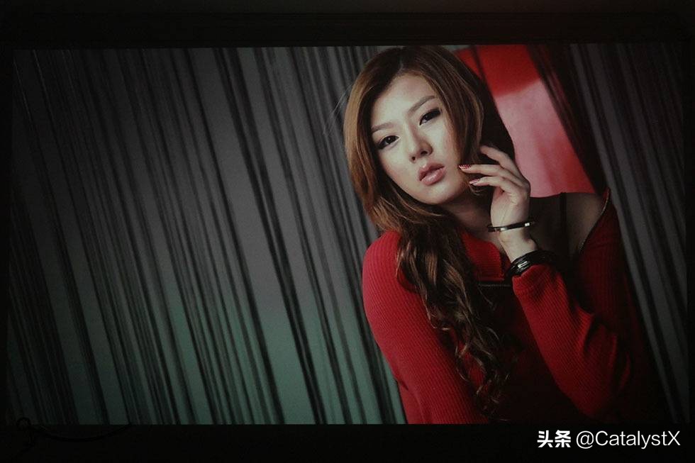 明基i707投影仪配什么幕布,明基i707投影仪如何全屏