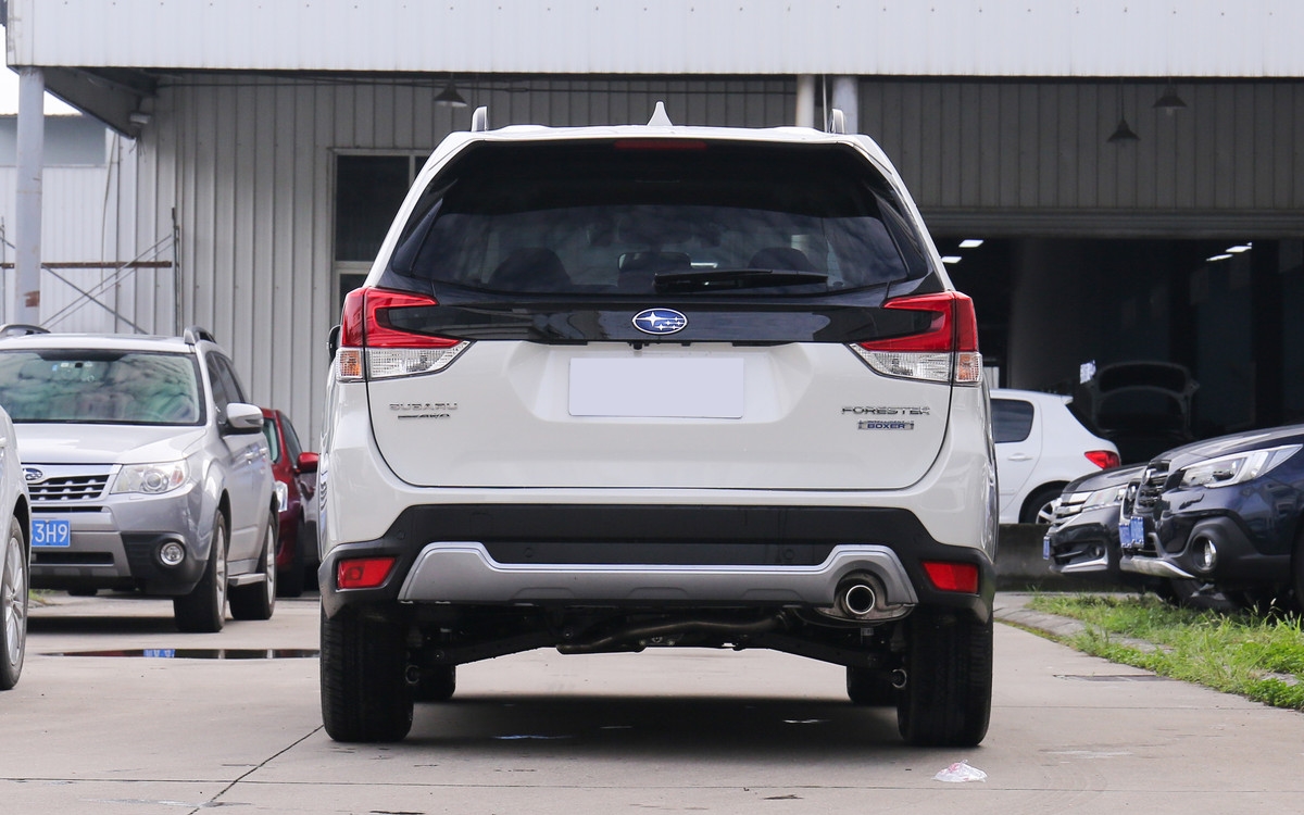 斯巴鲁森林人水平对置发动机图片,斯巴鲁森林人水平对置发动机讲解