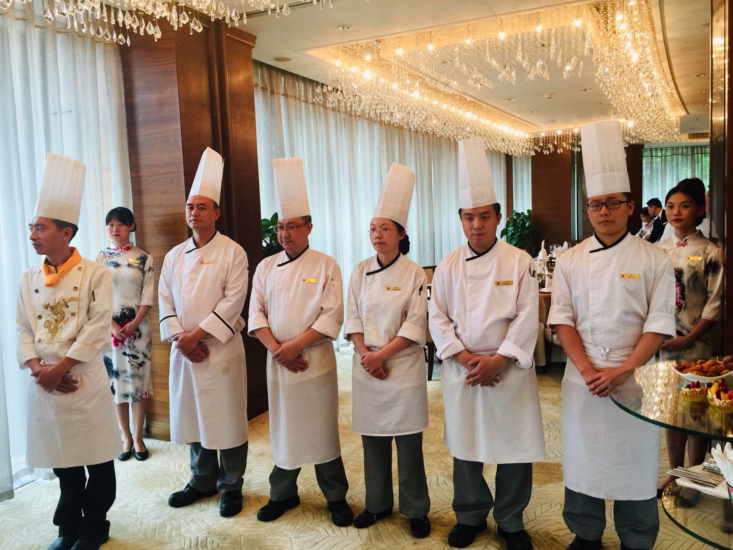 新东方烹饪学校美食品鉴会,成都新东方千禧大酒店早餐