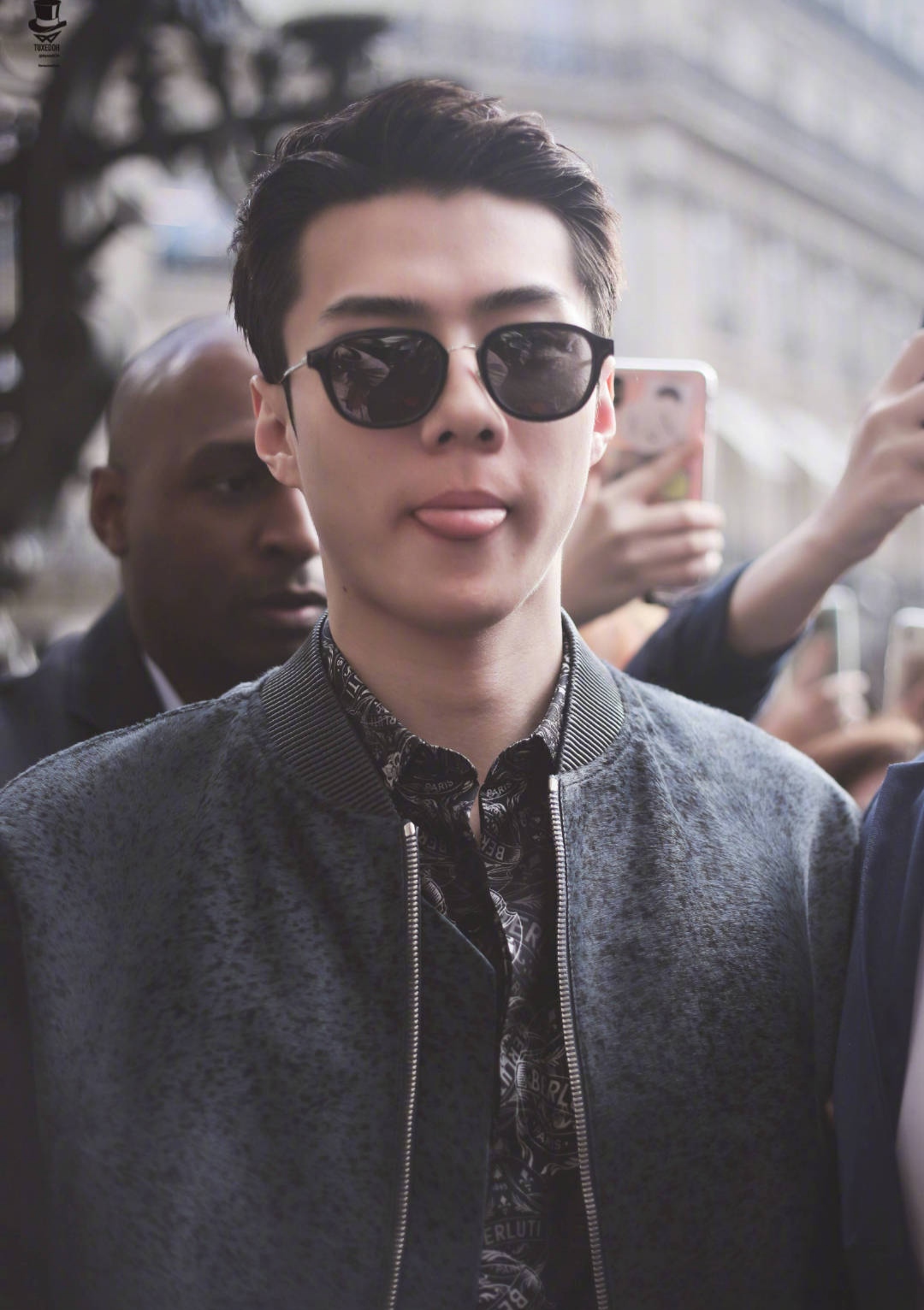 吴世勋和彭于晏同框,彭于晏吴世勋两大男神同框