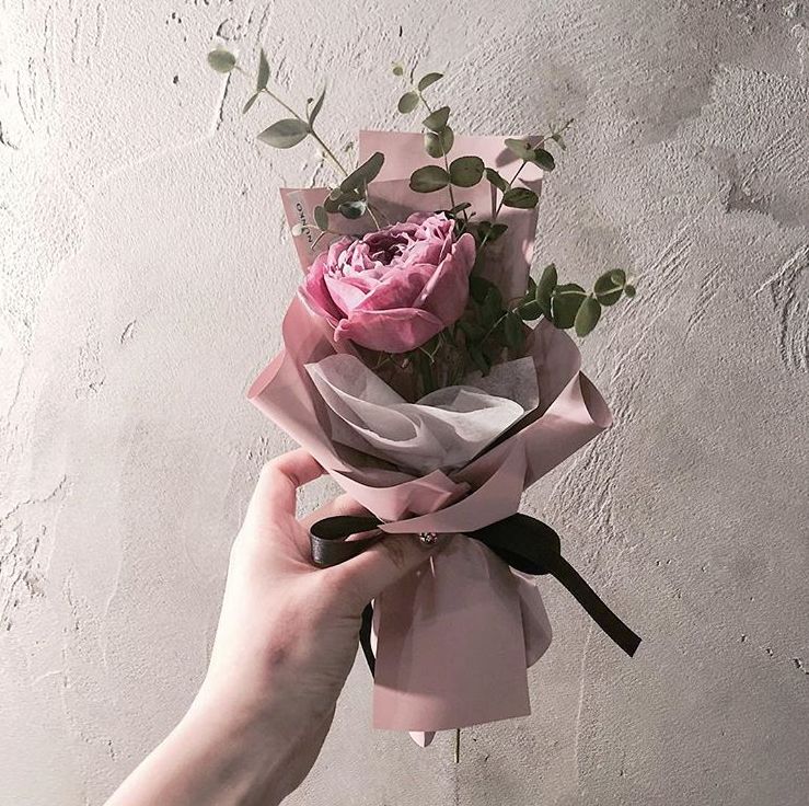 单支花束图片送女朋友,单支玫瑰花束怎么包装赶紧学起来
