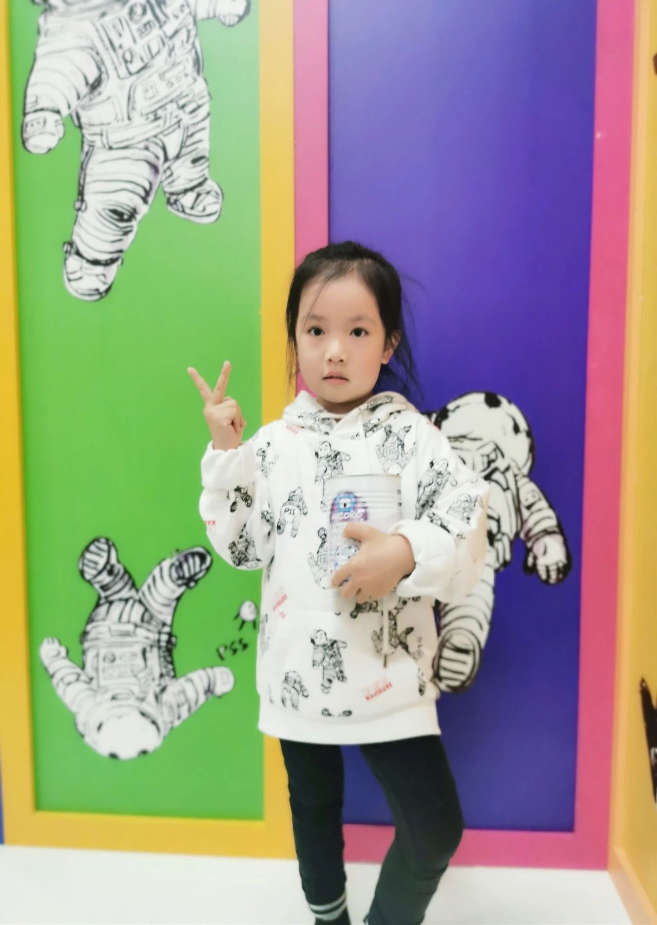 WHAT?王嘉尔最爱的女孩竟然在澳洲!揭秘----她到底是谁?