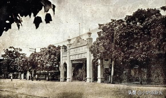 山河记忆：何荦临走，枪杀五教员！（3）