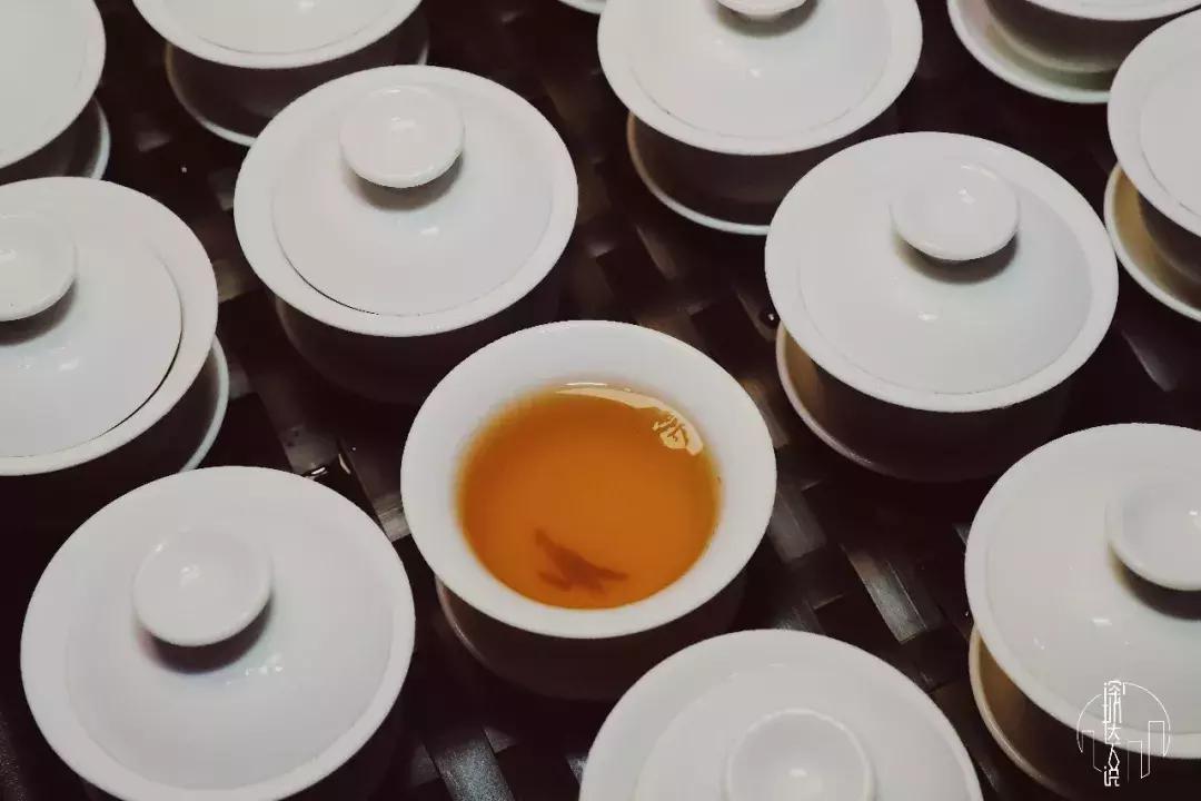 深圳市贰麻酒馆,深圳市贰麻酒馆餐饮管理有限公司