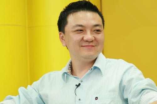 董路最尴尬的解说,足球评论员董路现在情况如何