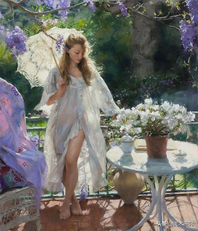 画以铜板为登，涂五彩于上，其貌如生，脸上凹凸处正视与生人不殊