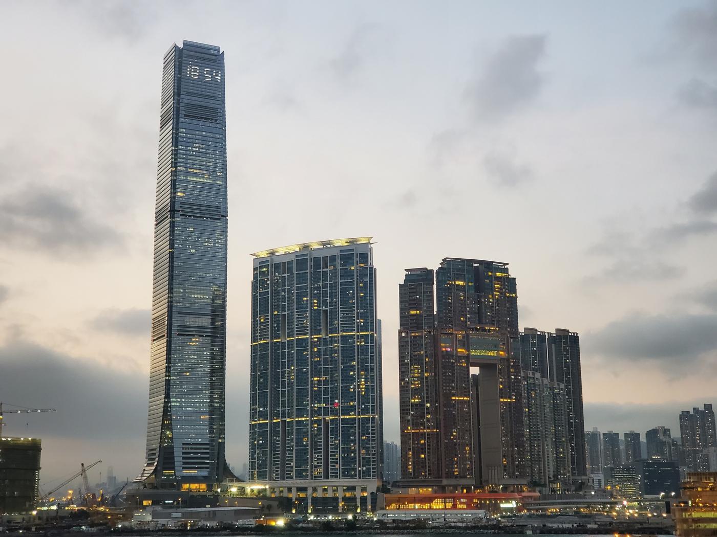 体验三星系统最好的手机,三星s10e小屏