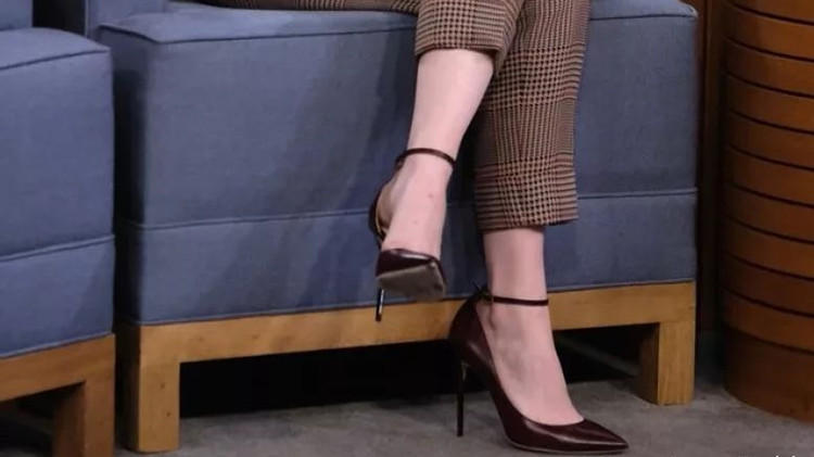 职场气质穿搭指南！轻松摆脱身上的幼稚感