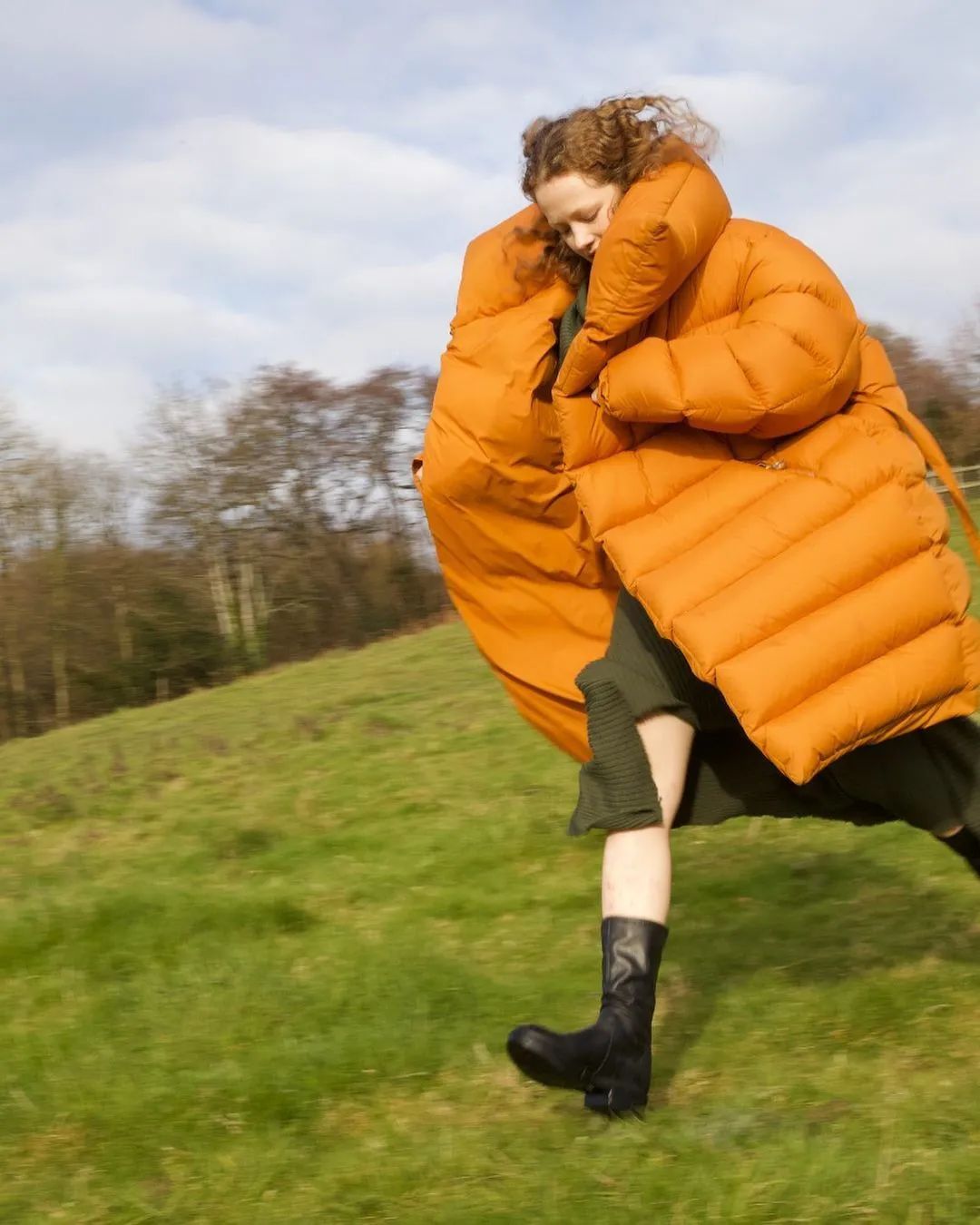 汤唯同款羽绒服阿迪,汤唯李安羽绒服