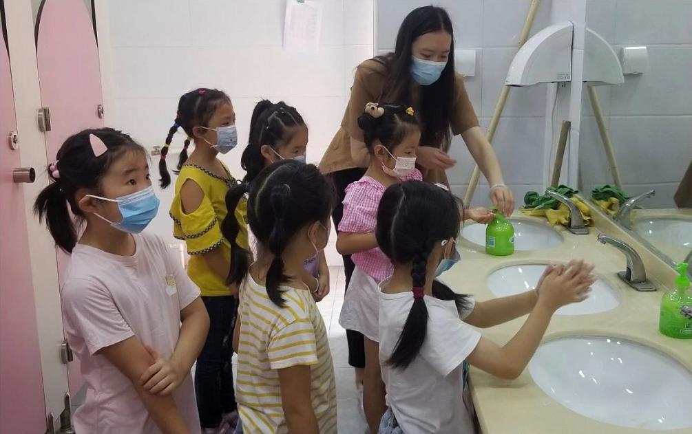 北京最新中小学生开学时间,北京市小学生开学