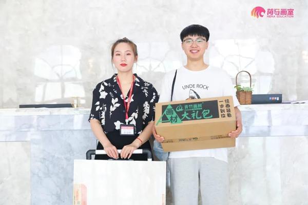 济南季风画室和名人画室哪个好,济南米罗画室在济南联考排名