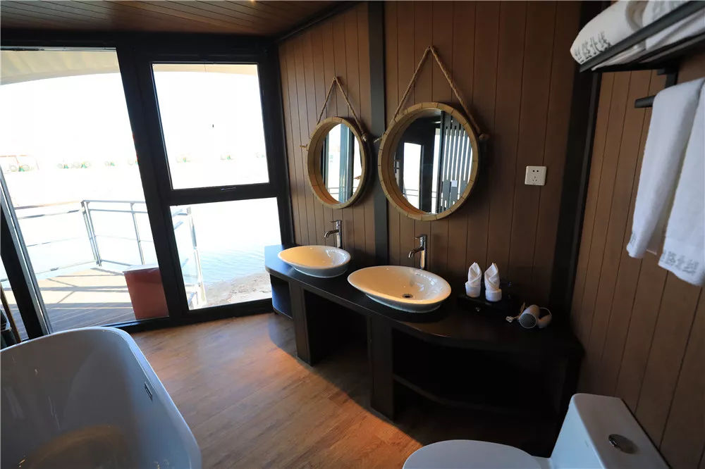 到额济纳旗怎么去胡杨林,五一去额济纳旗胡杨林好看不