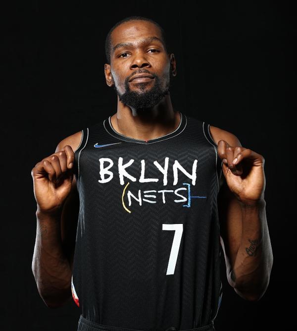 恩怨情仇一笑泯恩仇,nba的相逢一笑泯恩仇