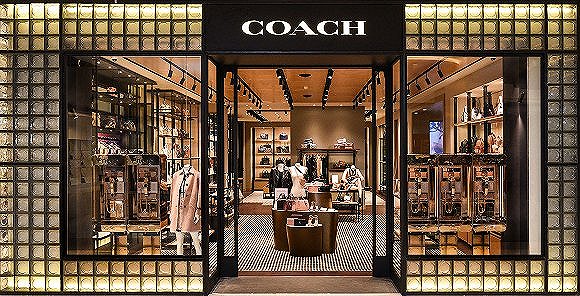 Coach+电商直播大乱斗！奢侈品寒冬中国市场成品牌回暖关键