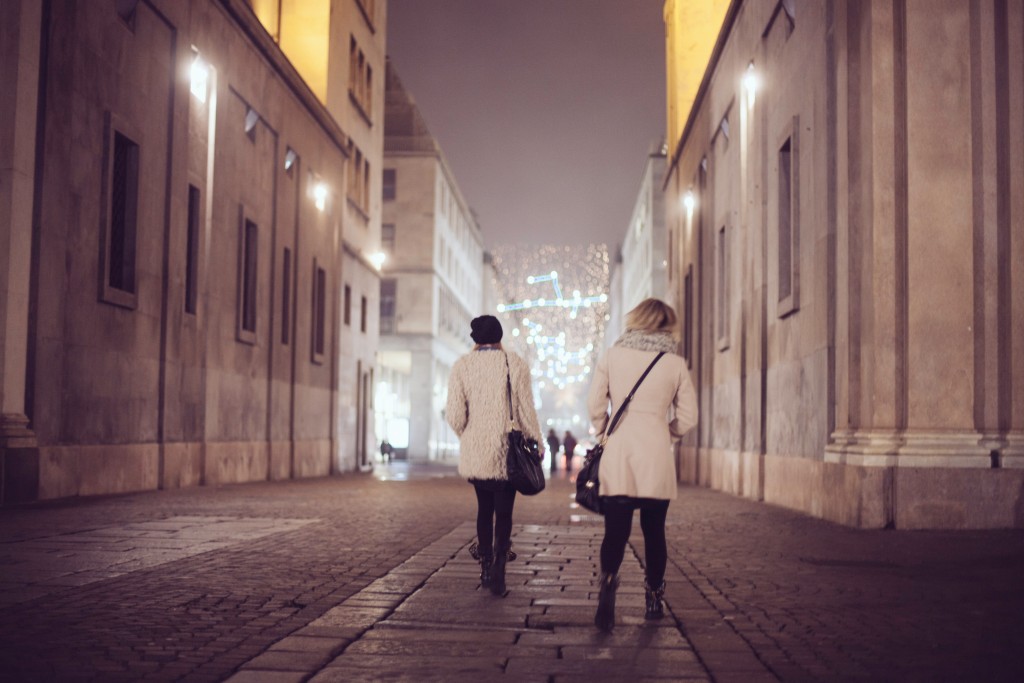 许三观卖血记给现在的生活的启示,许三观卖血记细思极恐