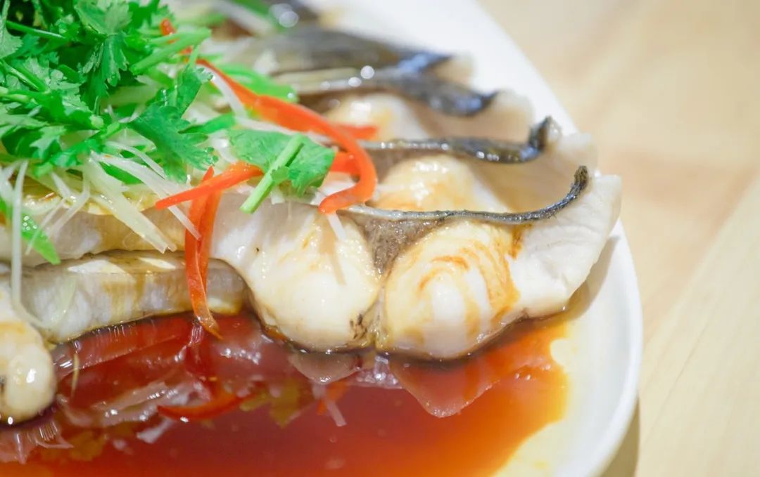 跑山猪原生态散养土黑猪,大山里的美食土鸡土鸭