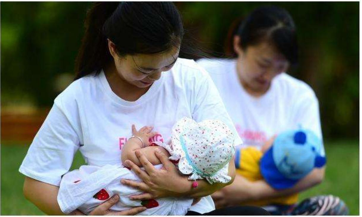 宝宝溢奶的原因及解决办法,宝宝溢奶怎么预防和处理