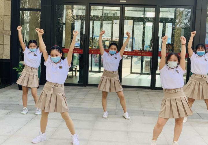 康城雅居幼儿园亲子活动,阳光幼儿园亲子游