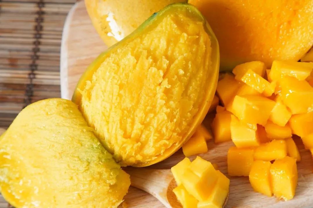 这个夏天的芒果冰沙,我们自己动手