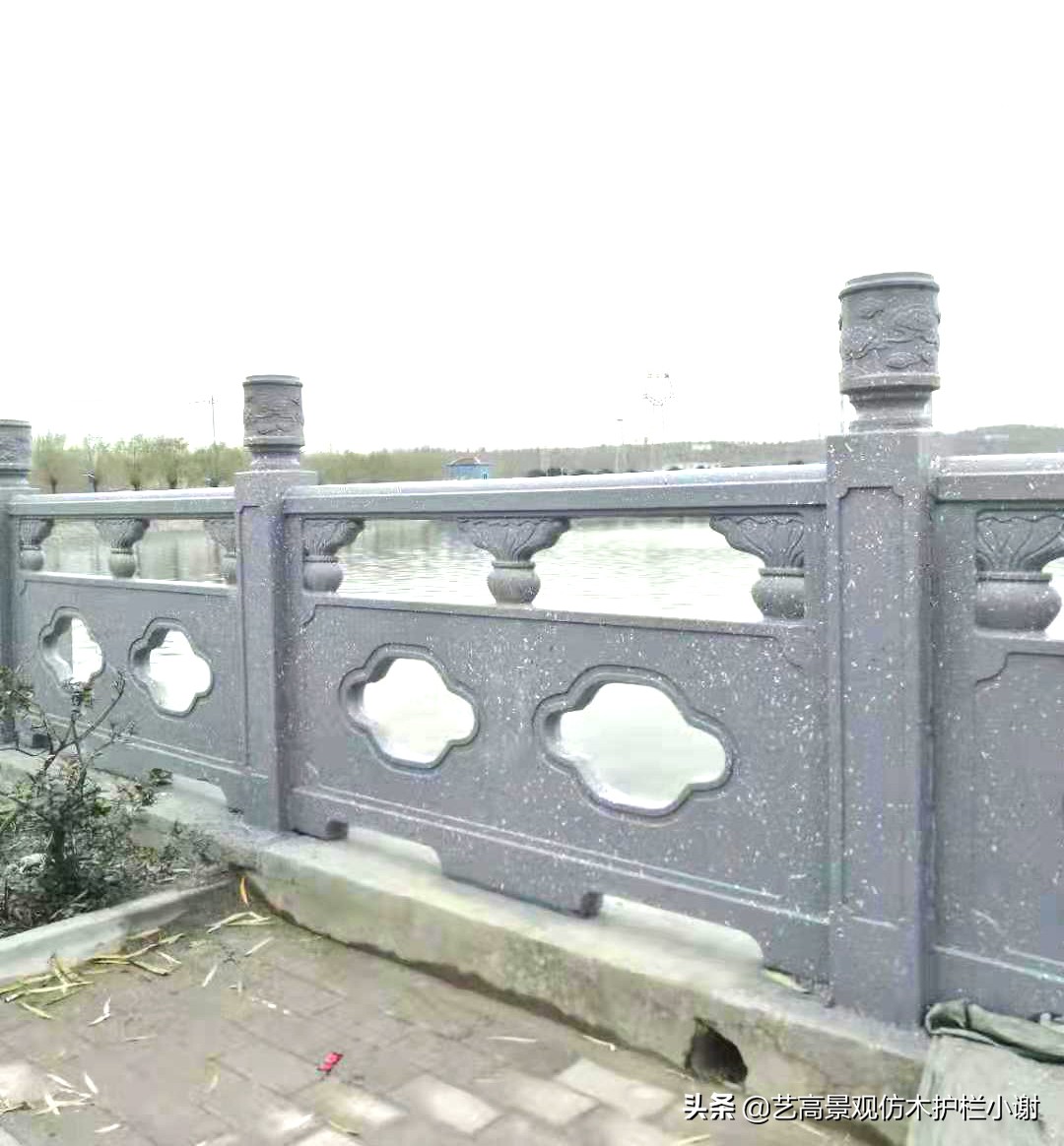 仿木栏杆喷漆施工视频,仿木水泥栏杆喷漆制作过程