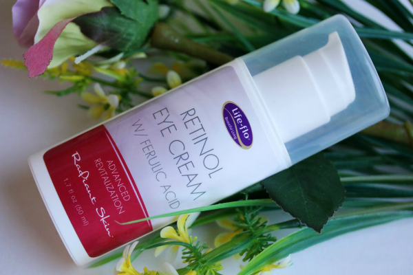 20岁淡化眼部细纹,20岁眼下有细纹怎么办