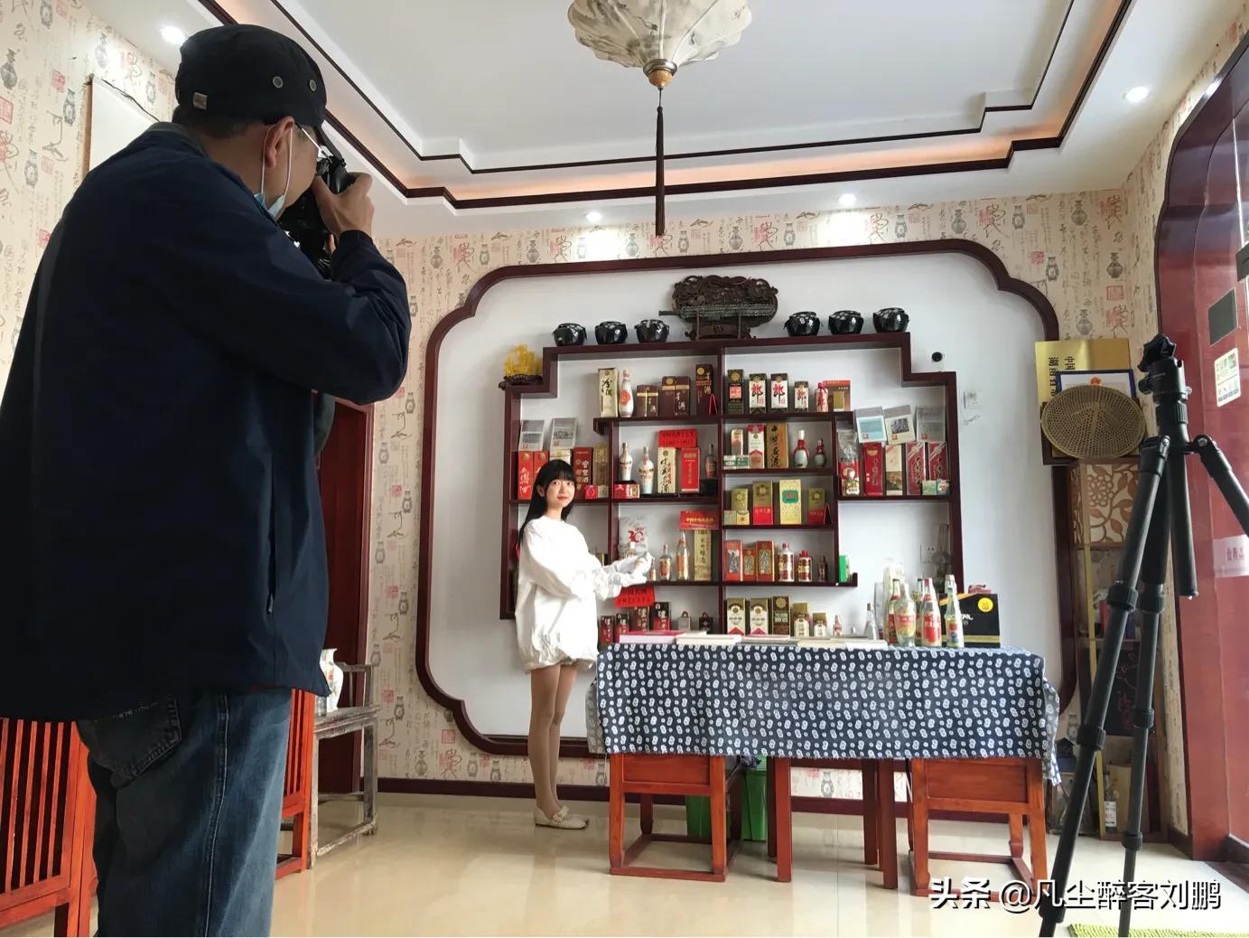 |湘酒记忆|一座城·一瓶酒|益阳小曲洗码头……