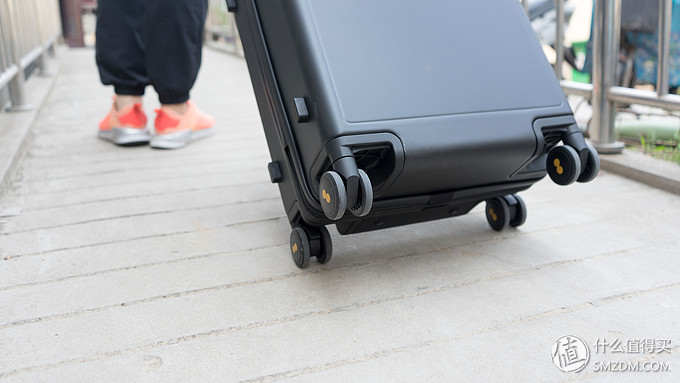 地平线8号level8旅行箱,level8旅行箱测评