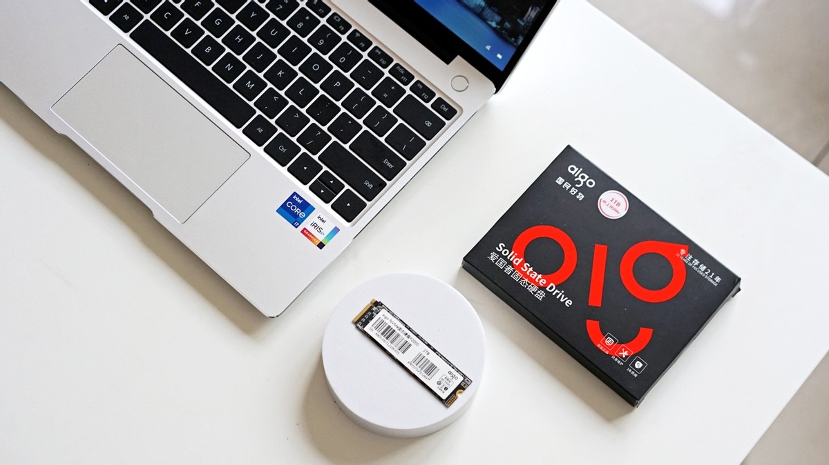 为国民造好物aigo移动固态硬盘,目前性价比最高的pcie5.0固态硬盘