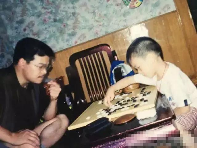 “少年棋王”柯洁免试入清华