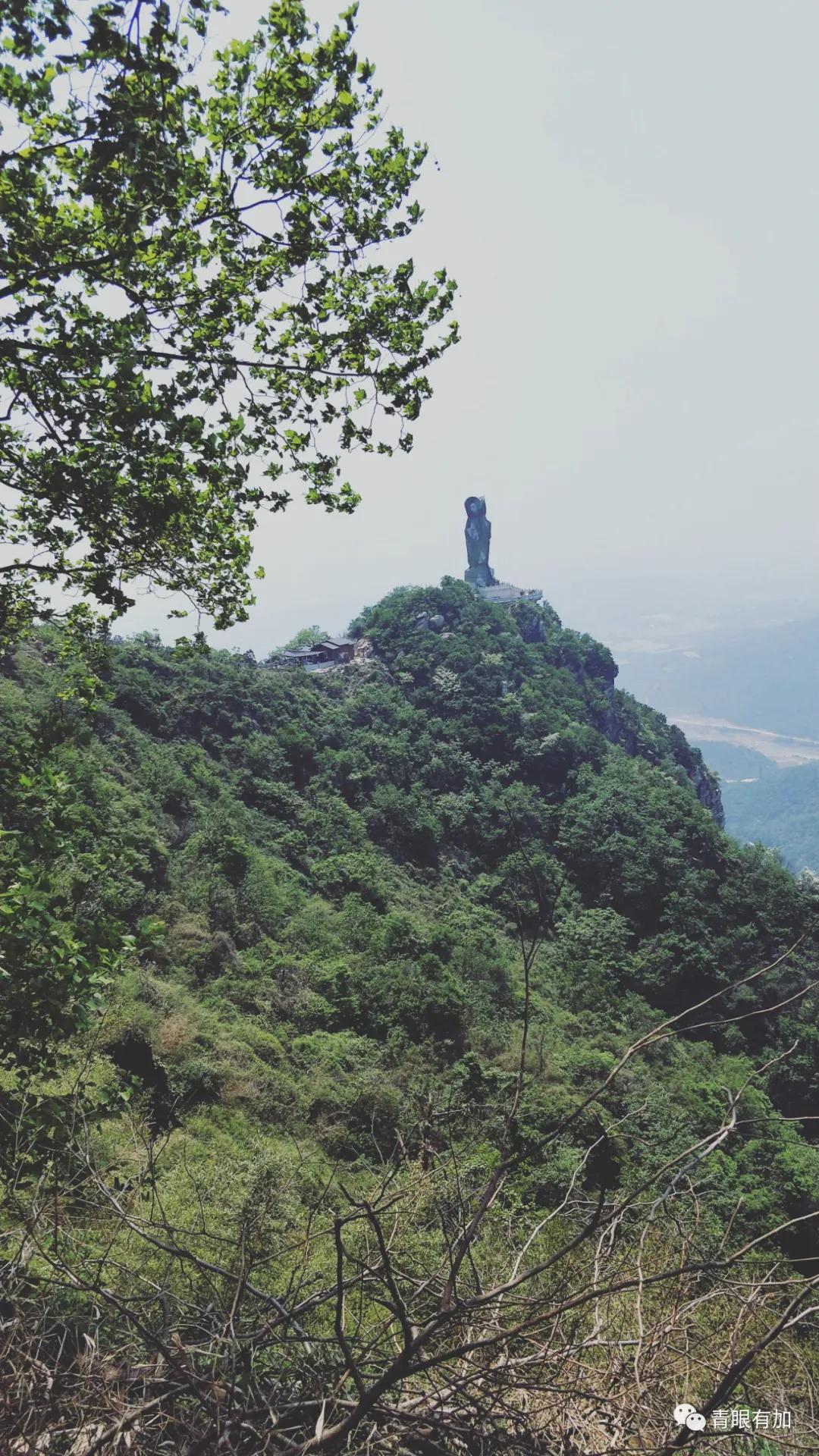 故事：老乐山山顶上的电视转播站