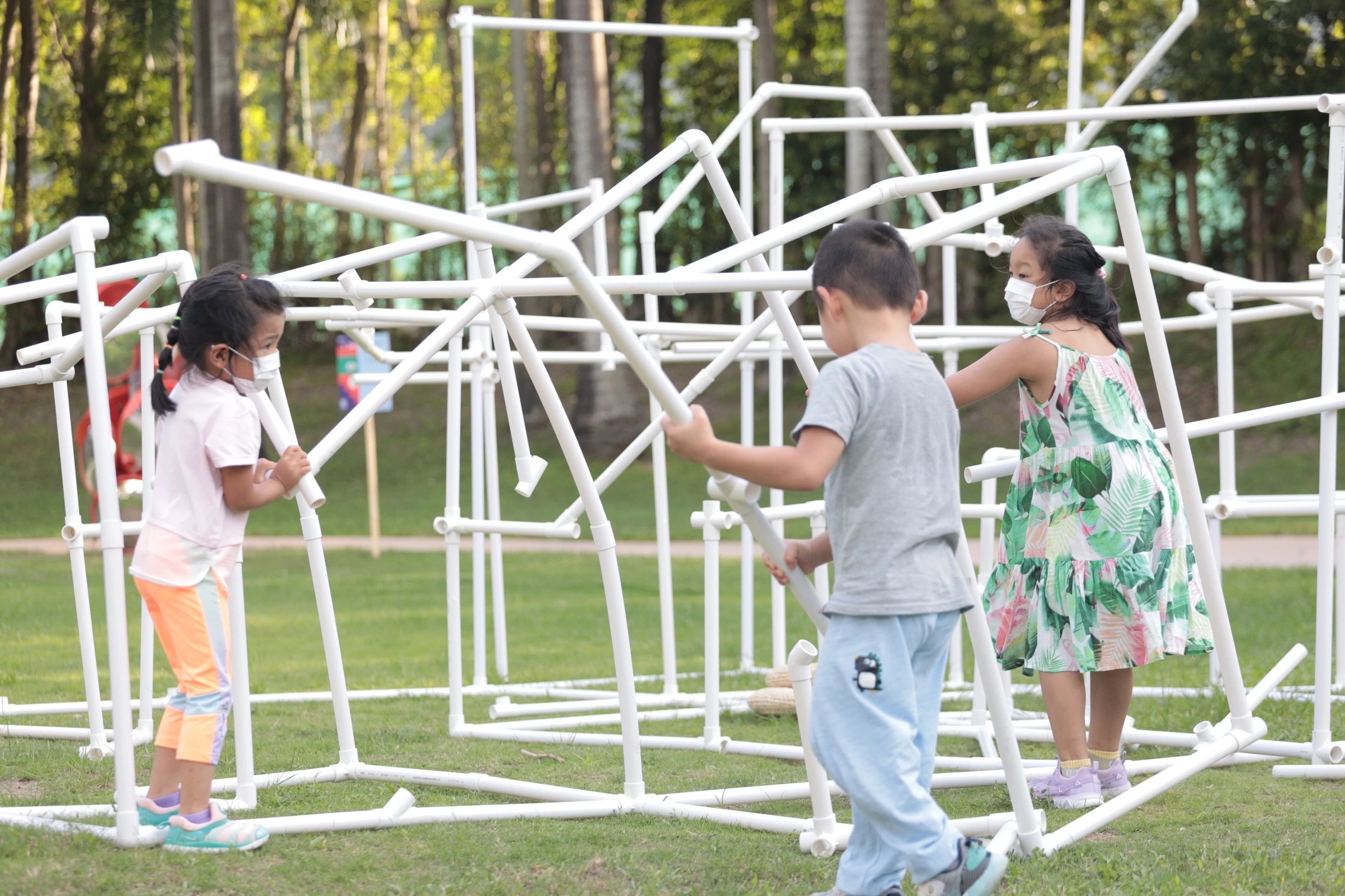 华侨城创意园20周年,深圳特区40周年推动创新发展