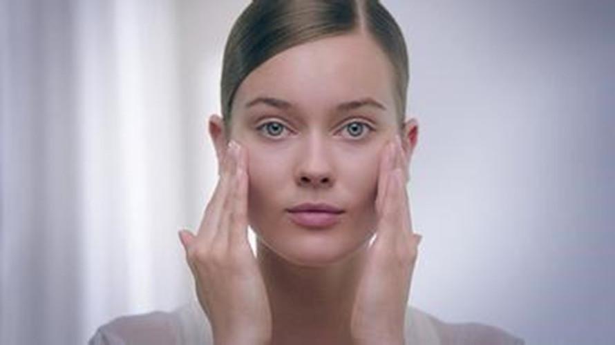 爽肤水化妆水精华水,爽肤水化妆水润肤水区别