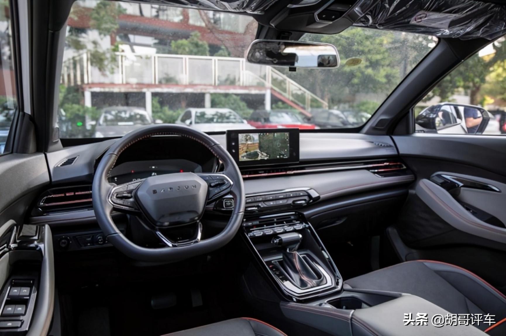 性能/科技/舒适比拼,中国品牌对标合资品牌,谁是8万级最优选