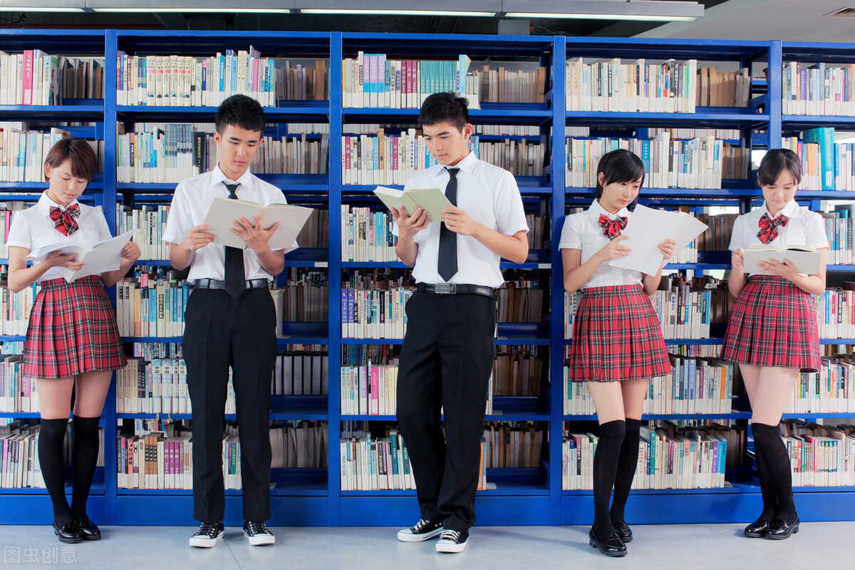 孩子早恋不听话家长怎么办,我早恋了被家长发现怎么办