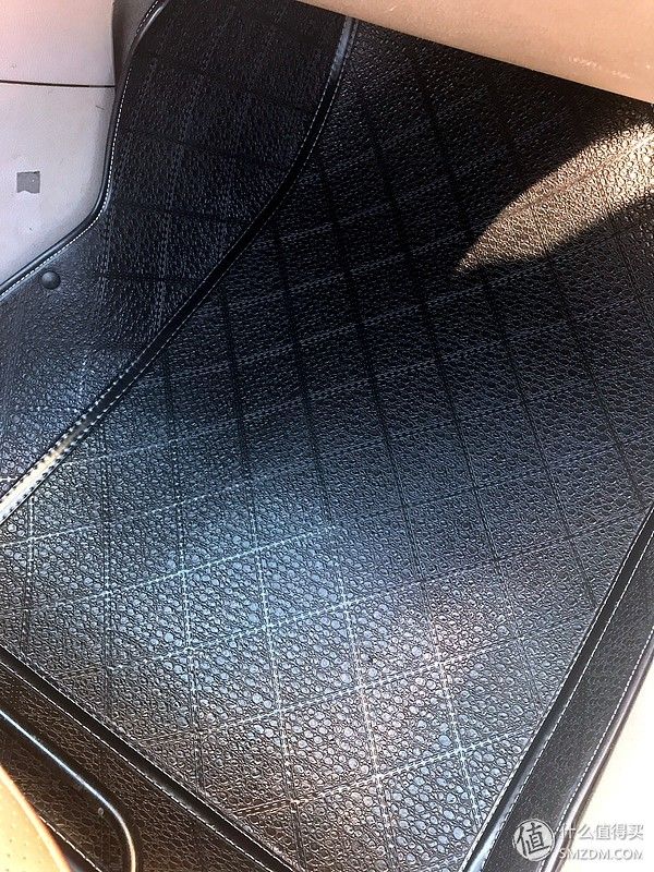 只需一招让您的爱车焕然一新,让你的爱车内饰光亮如新