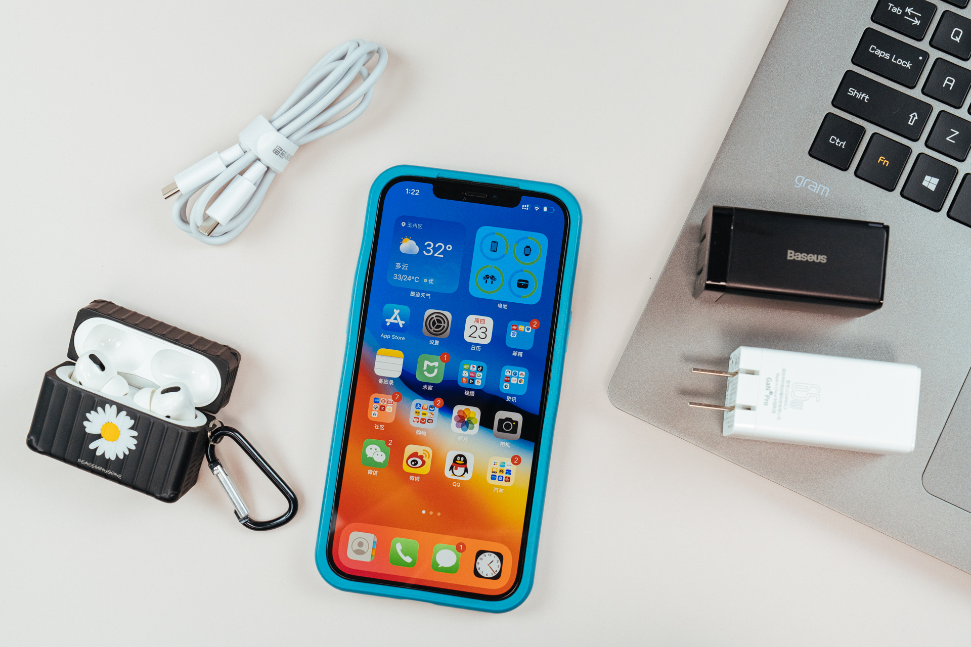 iphone1335w快充测评,iphone13充电头倍思评测