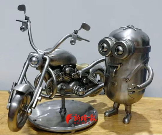 船锚、雷达、飞机都能动!焊接工三年磨一“舰”,为儿子自制独一无二的礼物