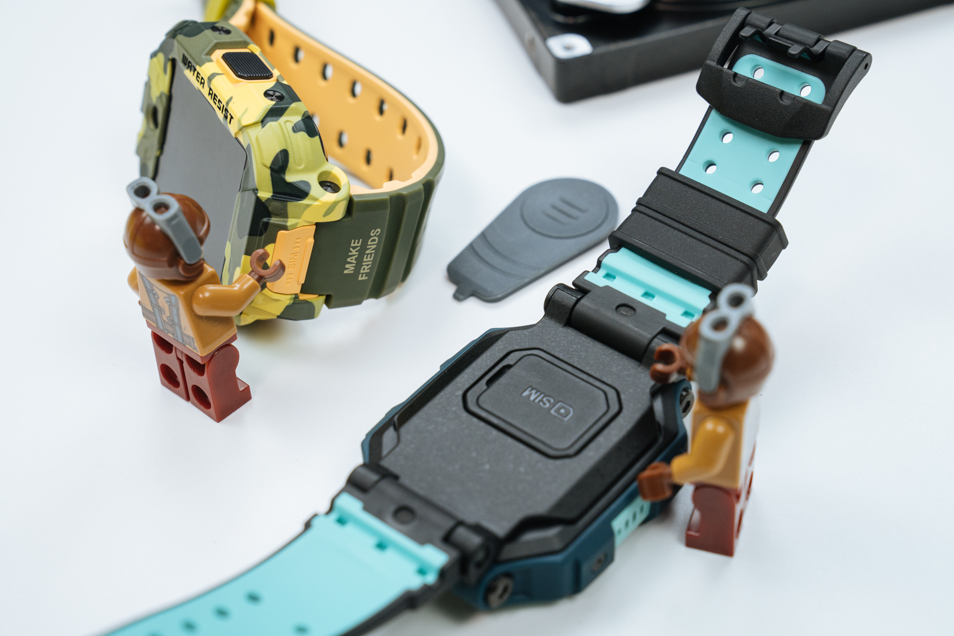 3608xs和小天才q1r手表哪个好,儿童手表360好还是小天才好