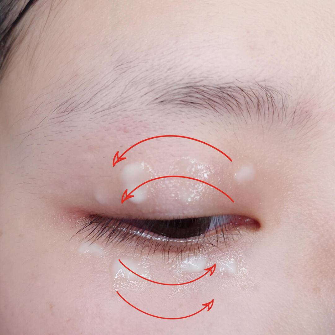 48岁贾静雯状态惊艳美貌依旧,贾静雯如何保持自己的颜值和身材