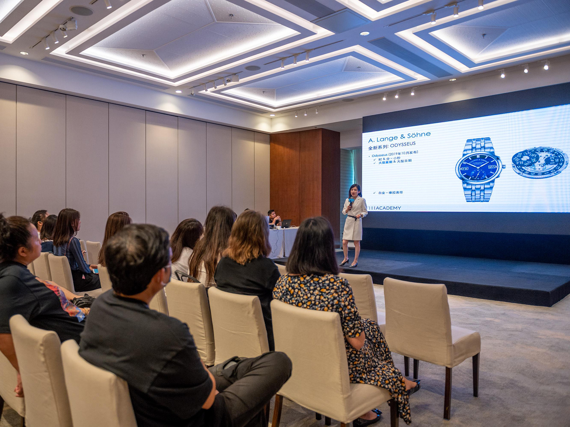 三亚免税店买什么表最便宜,钟表与奇迹三亚